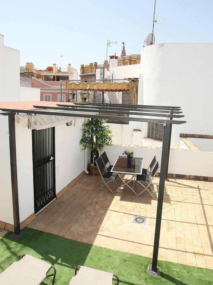 Apartamentos Sevilla Centro Kültér fotó